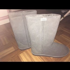 Brand New Bearpaw Boots (Gray)